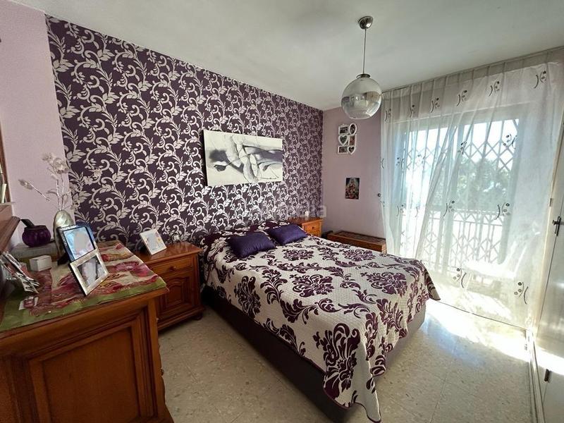 Foto 46eda294-8165-4e18-9be3-d732bf54cf27. Casa bifamiliare con parcheggio in Los Álamos Torremolinos