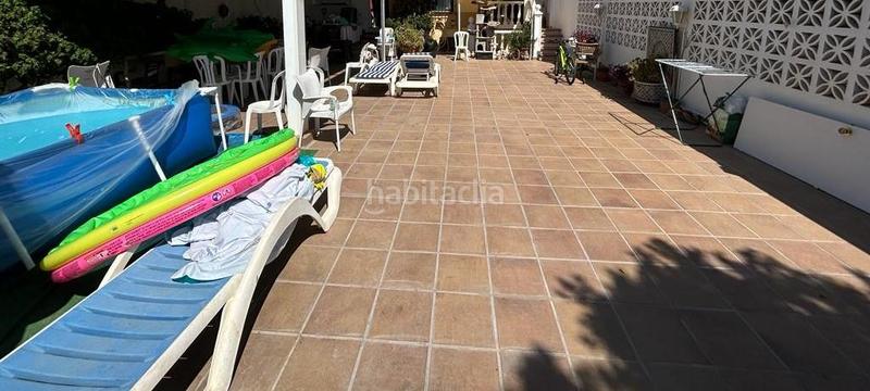 Foto 5eb0344c-770b-48ce-bf81-0021a0238e3b. Casa bifamiliare con parcheggio in Los Álamos Torremolinos