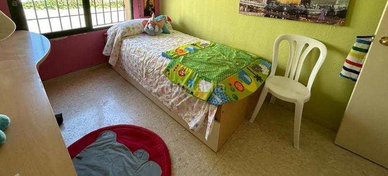 Foto 84918895-9938-4f16-b27d-60edc61d4a1e. Casa bifamiliare con parcheggio in Los Álamos Torremolinos