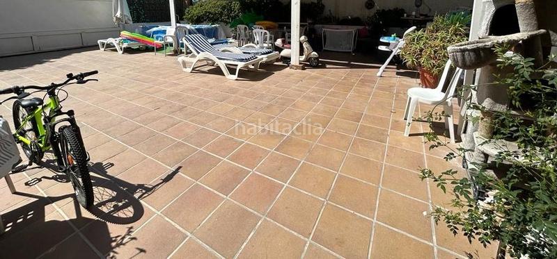 Foto 8e8f5b40-62eb-42e4-b6d8-794deec5b29a. Casa bifamiliare con parcheggio in Los Álamos Torremolinos