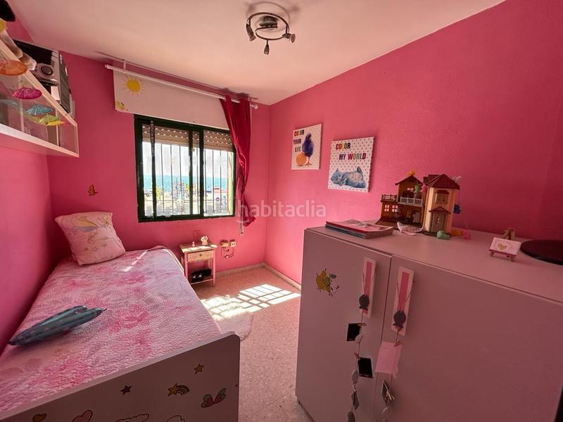 Foto ad59f497-af6d-48c9-a5ea-cf3b06ad441a. Casa bifamiliare con parcheggio in Los Álamos Torremolinos