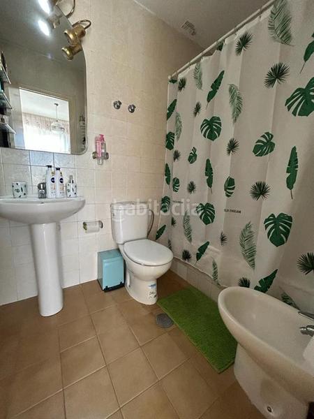 Foto c6ee0a7c-88c3-4516-b4b5-ce766fb6b5c2. Casa bifamiliare con parcheggio in Los Álamos Torremolinos