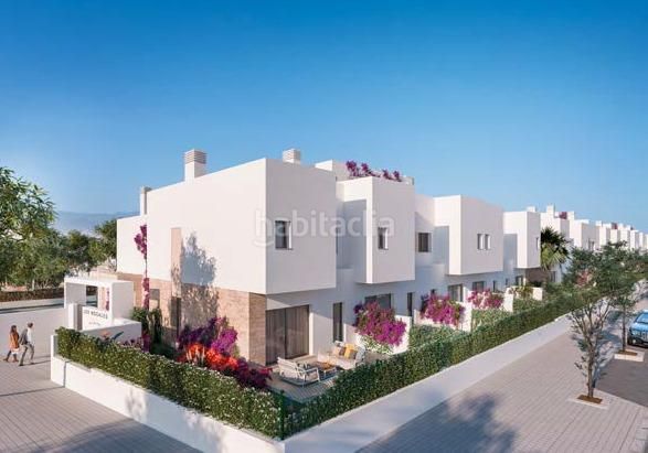 Foto 7df698f0-53ae-43db-9373-4bbfd50dc83d. Casa adossada amb aparcament piscina a Churriana - El Pizarrillo - La Noria - Guadalsol Málaga