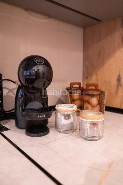 Foto ed349c87-dba2-458d-8309-feb1b1123f21. Estudi amb calefacció aparcament a El Bajondillo Torremolinos