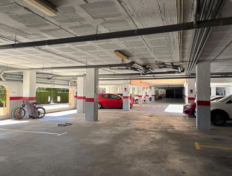 Foto 5b49cac5-d82d-4a7f-ba56-37dddca2e0ee. Pis amb calefacció aparcament piscina a Riviera del Sol Mijas