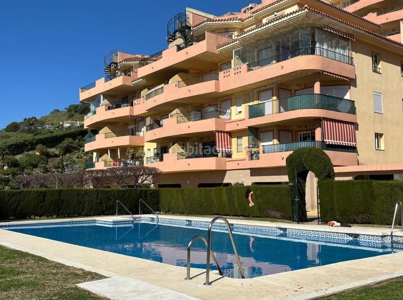 Foto 935b508c-b8df-4d0c-b3db-8f114cbde370. Pis amb calefacció aparcament piscina a Riviera del Sol Mijas
