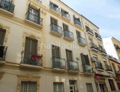 Foto aef87de2-a79c-43d8-a3f6-6d0a38f0d9b9. Edifici a peña 26 a La Merced Málaga