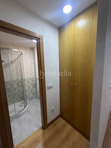 Foto d0fc1488-6308-47e7-ac02-c43b7f86da65. Lloguer pis amb calefacció aparcament a Magán