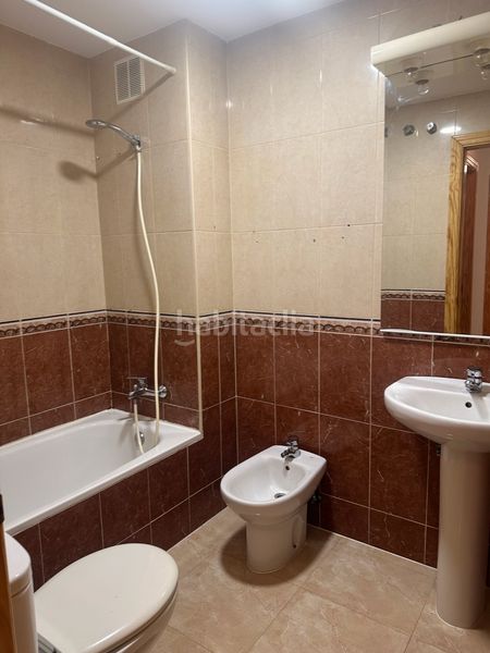 Foto 20217f4a-9f16-4901-8568-c89bc2269b29. Rent flat with heating in Cedillo del Condado