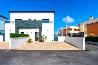 Semi detached house in Monte y Mar