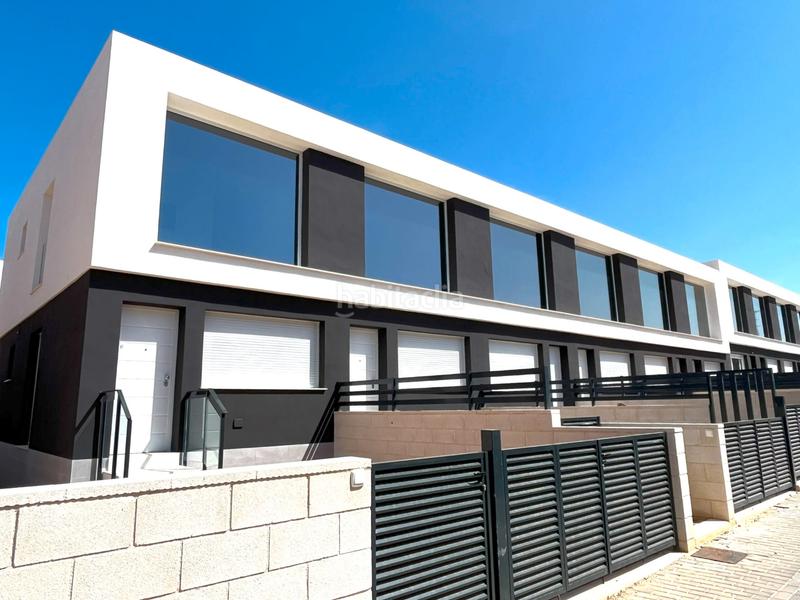 Foto a7023b6e-0d04-4624-a132-ad2d926b44cb. Casa adossada amb aparcament piscina a Monte y Mar Santa Pola