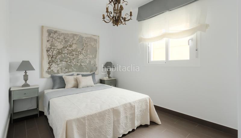 Foto f626db02-a7d4-42b2-b8b2-1507137f2f48. Casa adossada amb aparcament piscina a Monte y Mar Santa Pola