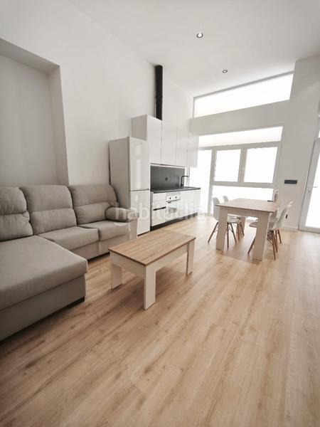 Foto 284f1b17-5acc-414d-a73d-5322a9b3a3ee. Alquiler apartamento en Las Trescientas-San Francisco-Ciudad Vergel Elda