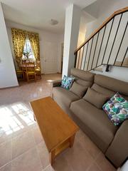 Maison jumelée à Calle las garzas 14. Ref.- 35 – dúplex con piscina comunitaria, zona carrefour – torr