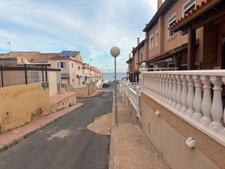 Casa aparellada en Paseo de la brisa 1e. Ref.- 89 - chalet pareado en venta en urbanizacin cabo cervera