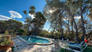 Xalet en Calle campoamor 22. Ref.- 97  parcela de 500m con chalet a 3km de la playa y golf -