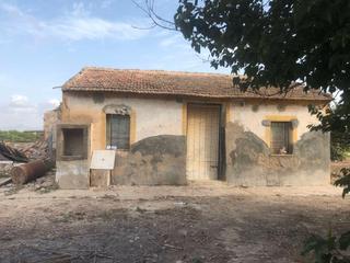 Masia a Vía calles desconocidas 1. Ref. 110 – parcelas con viviendas para reformar – callosa de seg