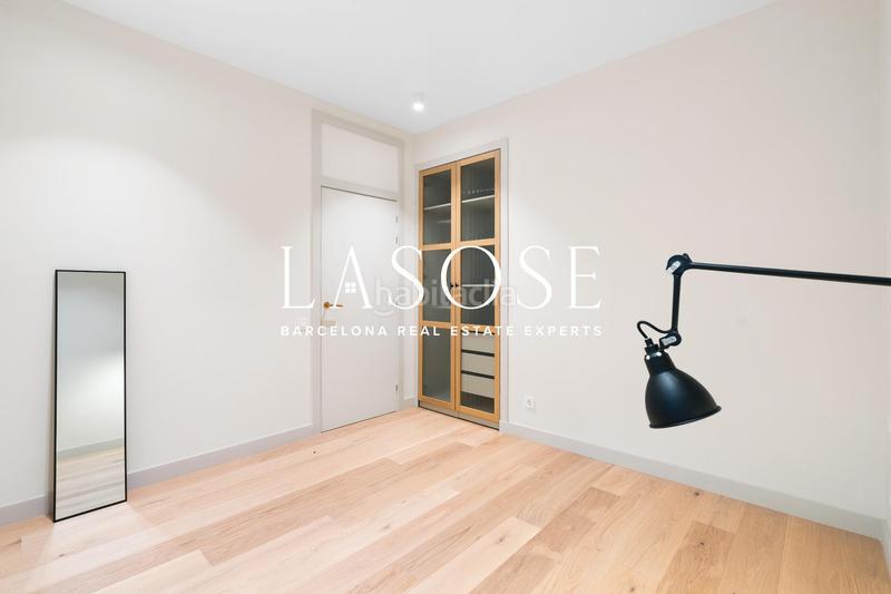 Foto 6f13f5bf-eb41-44b4-89b0-1f102b659ad8. Flat with heating in Barri de les Corts Barcelona