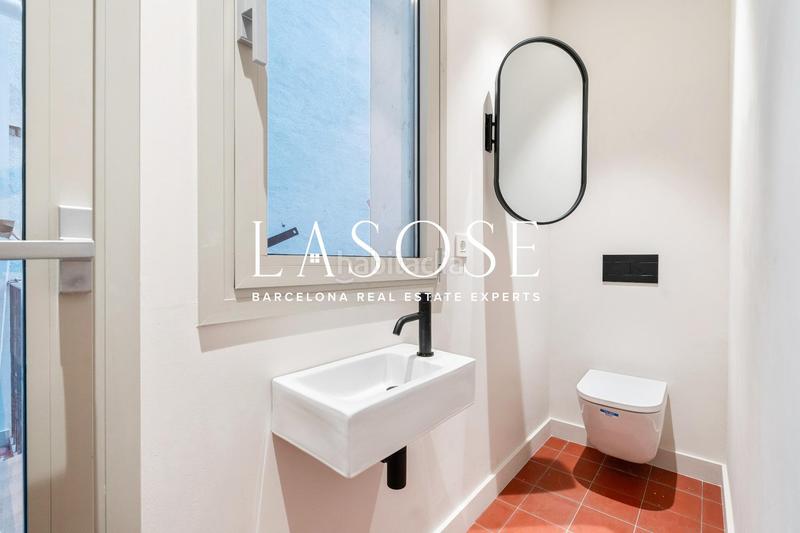 Foto 8f817911-e6ea-4637-b393-6587fc6e9116. Flat with heating in Barri de les Corts Barcelona