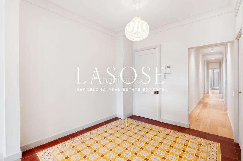 Foto b0cac5f8-67df-49b1-9a99-3b1f1b0983ac. Flat with heating in Barri de les Corts Barcelona