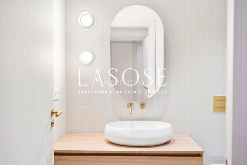 Foto c799bf97-ed83-4ef6-bf77-53cf3fb85743. Flat with heating in Barri de les Corts Barcelona