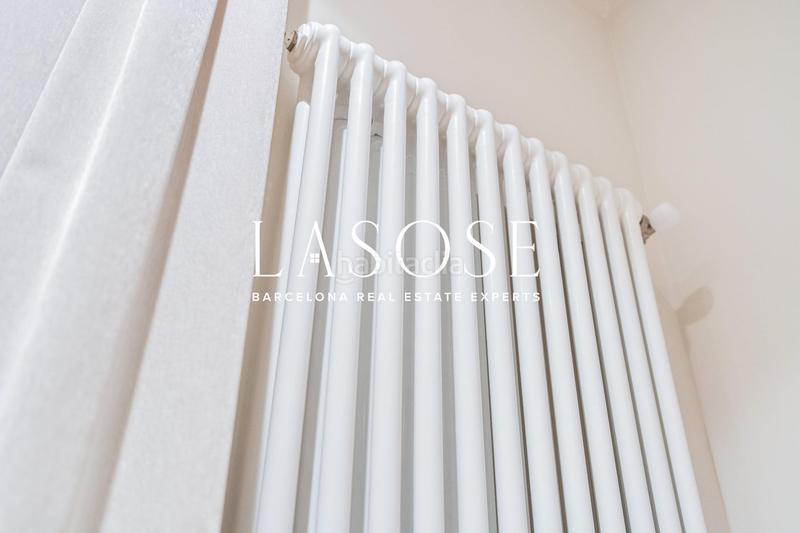 Foto ee8cf64a-292b-411a-bb08-696d822e58d2. Flat with heating in Barri de les Corts Barcelona