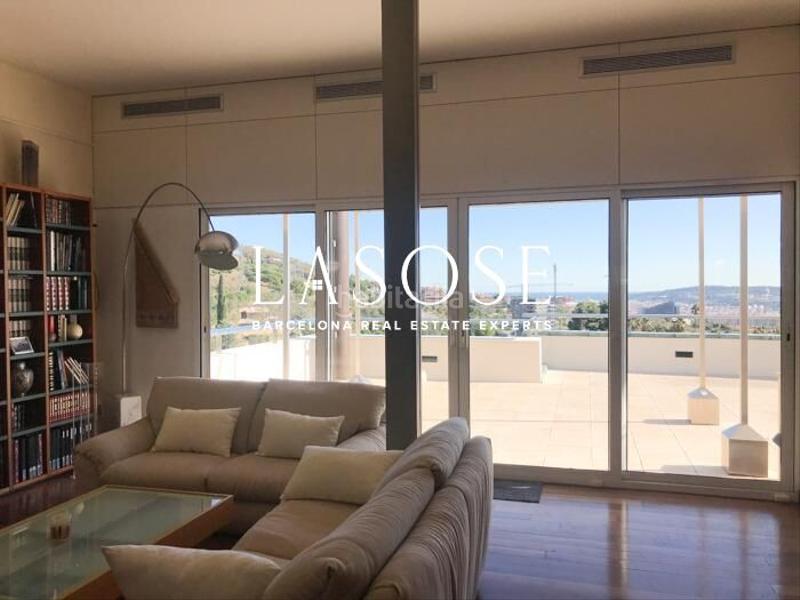 Foto 69aab302-caf7-4184-8c84-f150a067d5bf. Casa lujosa casa con piscina en esplugues en Ciutat Diagonal Esplugues de Llobregat