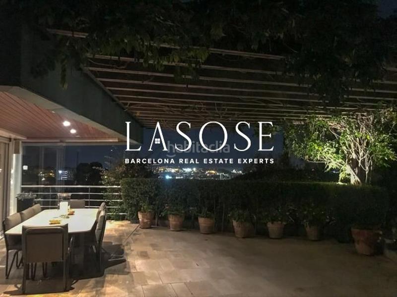 Foto 84cfe8b5-a473-4a7b-a364-f35f5d21636f. Casa lujosa casa con piscina en esplugues en Ciutat Diagonal Esplugues de Llobregat