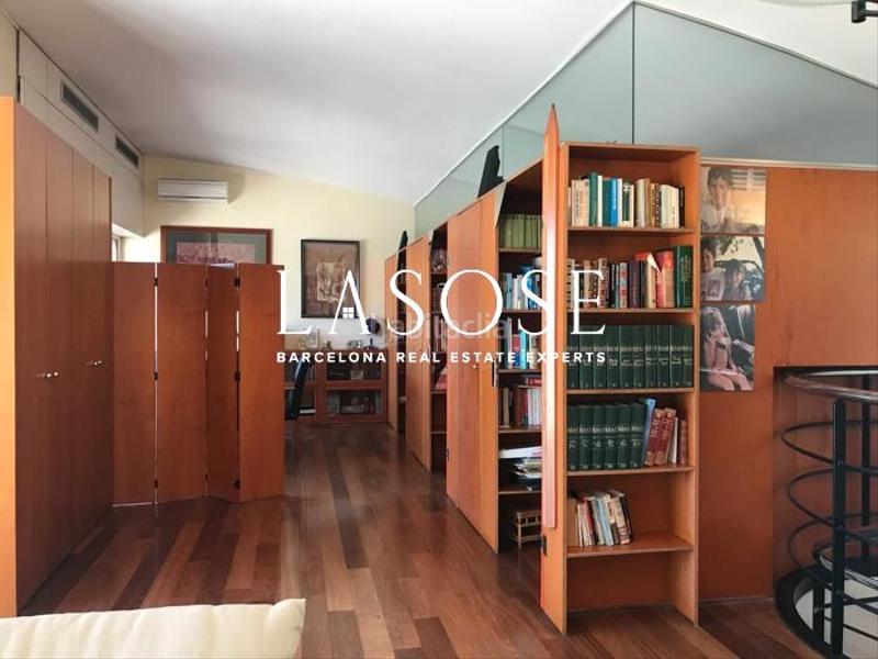 Foto 9a1740c3-c766-4a01-971d-e8cc5cd23d1b. Casa lujosa casa con piscina en esplugues en Ciutat Diagonal Esplugues de Llobregat