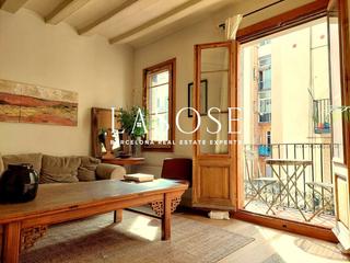 Apartamento  Carrer carrer d'avinyó. Encantador y rústico apartamento de 94m en el gòtic, barcelona