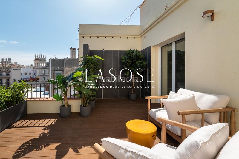 Foto 272021ab-1348-40d8-9d7a-866ed73179f6. Ático exclusivo ático con terraza y vistas en el corazón del eixample en Barcelona