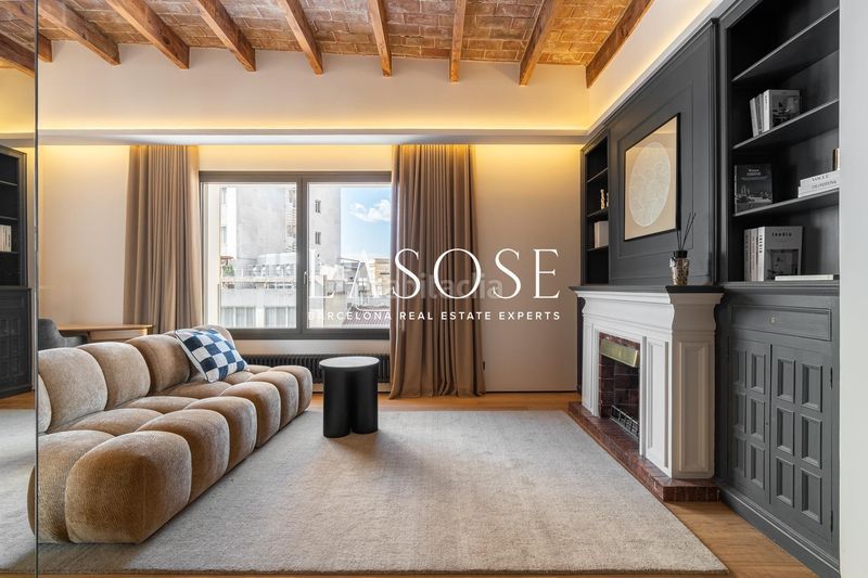 Foto 5ef0016e-cbad-427a-8d62-6a22f8a9507a. Ático exclusivo ático con terraza y vistas en el corazón del eixample en Barcelona