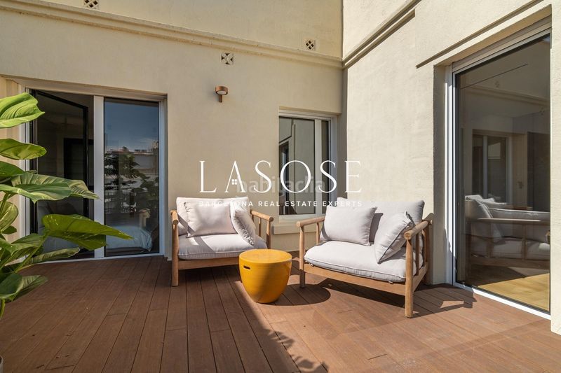 Foto 84a25a0d-0ea5-47a6-8e4d-00e9d13f6f93. Ático exclusivo ático con terraza y vistas en el corazón del eixample en Barcelona
