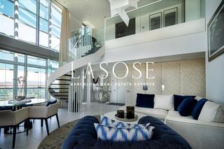 Penthouse  Passeig taulat. Ático de lujo con piscina privada y vistas panorámicas al mar y