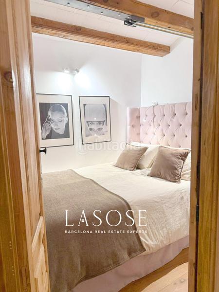 Foto bffc4057-d67a-43d5-b6d0-3a40c94af48c. Alquiler piso apartamiento amplio de tres dormitorios recién reformado en ciudad vella en Barcelona