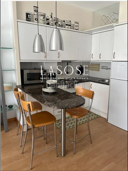 Foto b3f3ceff-de75-4eb5-b5ed-cbf12e43fea6. Alquiler apartamento luminoso piso amueblado en alquiler con 2 balcones en Barcelona