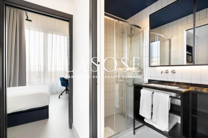 Foto 27acabf8-4727-49ed-a971-206028d0f988. Alquiler apartamento exclusivo apartamento de un dormitorio en un lujoso coliving a pocos metros de la playa de bogatell en Barcelona