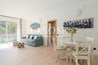 Lloguer Apartament  Gran vía corts catalanes. Amplio piso de 4 habitaciones con terraza en hostafrancs