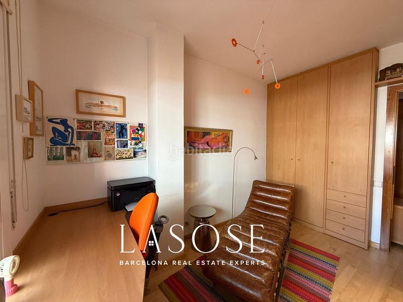 Foto 33f91cca-16b3-4544-9093-a490307d88c2. Rent apartment with heating in Sants Barcelona