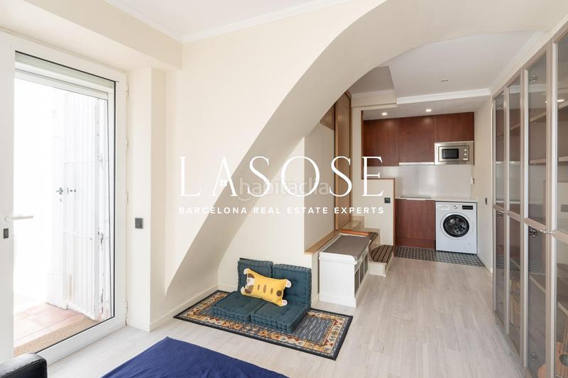 Foto 2685e687-44cc-4ca0-865c-2bde1aaee88a. Alquiler loft luminoso estudio con jardín en Pedralbes Barcelona
