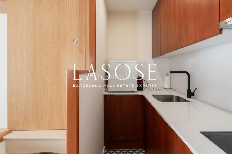 Foto 459813d9-1e0a-4804-bed4-6aaa81a6efdb. Alquiler loft luminoso estudio con jardín en Pedralbes Barcelona