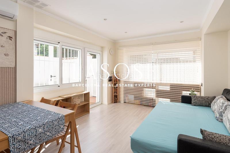 Foto 53327669-4b3c-45d4-8e67-3d14c4d02b15. Alquiler loft luminoso estudio con jardín en Pedralbes Barcelona