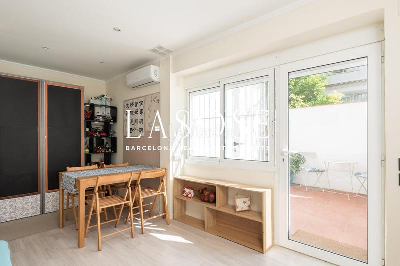 Foto 5fe781e7-c1e0-4d98-aacb-4cd298f0b924. Alquiler loft luminoso estudio con jardín en Pedralbes Barcelona