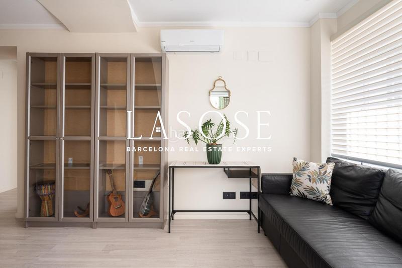 Foto 7c5b695e-cad6-476a-94e2-558df8d316f0. Alquiler loft luminoso estudio con jardín en Pedralbes Barcelona
