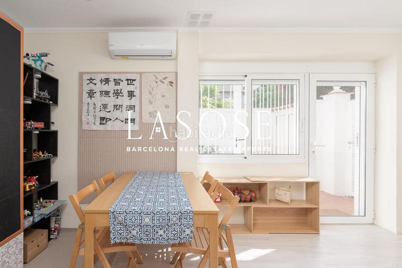 Foto 872a3e51-ac73-4b98-bd16-a31b2207c761. Alquiler loft luminoso estudio con jardín en Pedralbes Barcelona