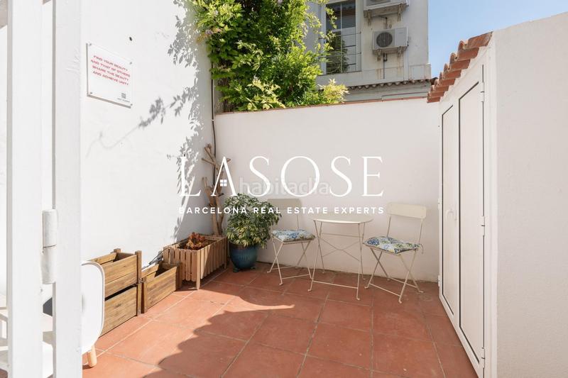 Foto 8a32b9a9-2170-41cf-bc05-ea868c97b9c7. Alquiler loft luminoso estudio con jardín en Pedralbes Barcelona