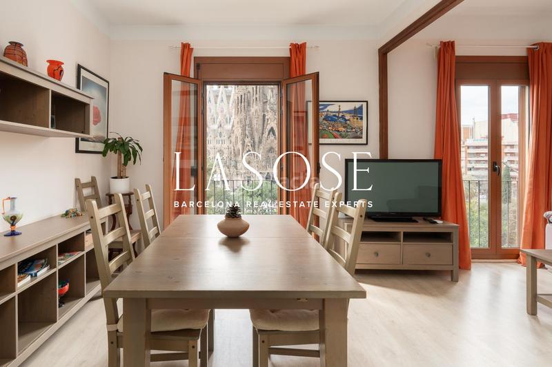 Foto 05fe1161-b9f0-4eff-a2c3-ae8cd8ca4a90. Alquiler apartamento  en alquiler con vistas a la sagrada familia en Barcelona