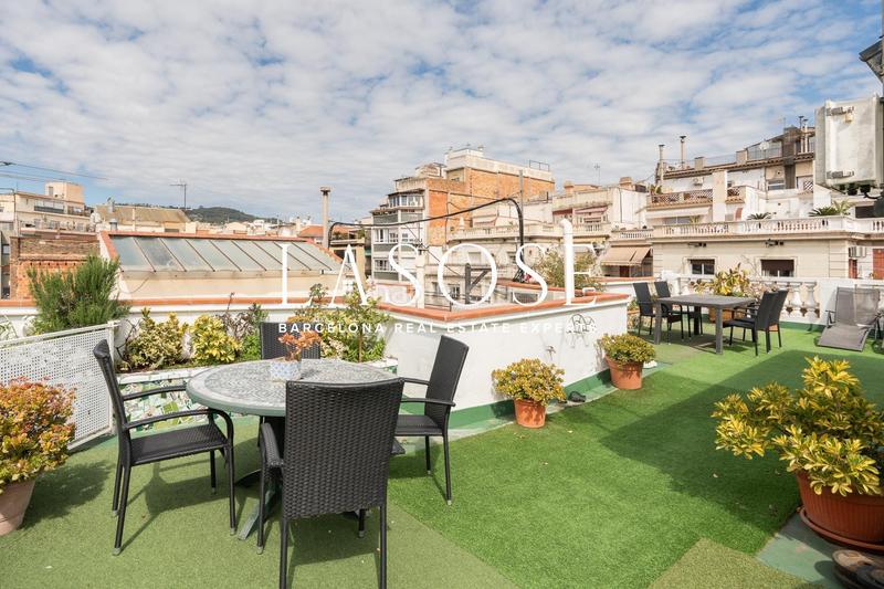 Foto d838fff0-0d5a-49d1-964c-ab24e7208955. Alquiler apartamento  en alquiler con vistas a la sagrada familia en Barcelona