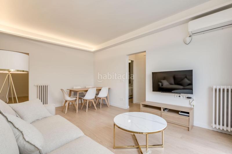 Foto 110fe8f5-8e8b-4283-ab25-96931149f33d. Alquiler piso  de tres dormitorios en alquiler en sagrada familia dreta eixample en Barcelona