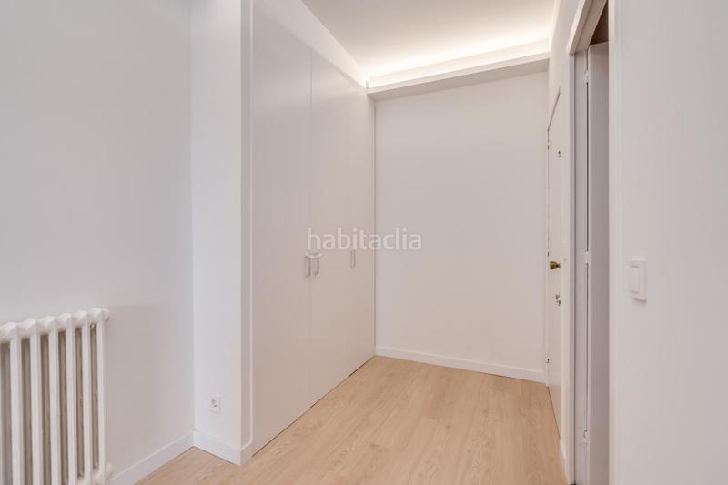 Foto 57f9e7e4-8466-4c06-b89a-9ff600be807d. Alquiler piso  de tres dormitorios en alquiler en sagrada familia dreta eixample en Barcelona